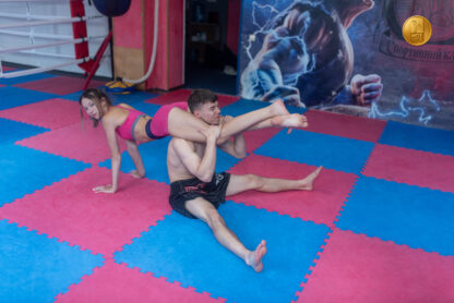 Mixed wrestling battle